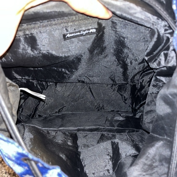 AMERICAN EAGLE
Payless American Eagle silver stars with blue Backpack /Dark Blue - Picture 6 of 8